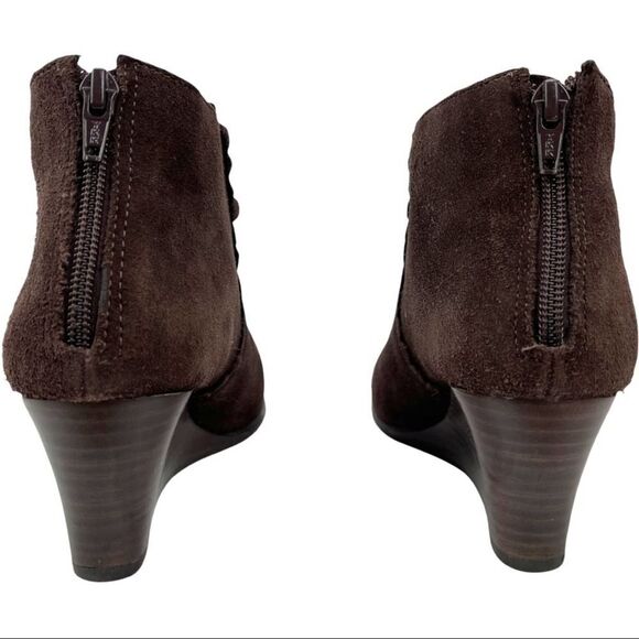 Jack Rogers Wedge Ankle Bootie Emery Dark Espresso Scalloped Trim Suede Size 6 - Picture 5 of 15